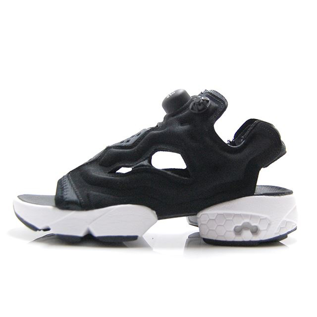 リーボック クラシック インスタ ポンプフューリー サンダル Reebok Classic Instapump Fury Sandal ブラック ホワイト メンズ レディース サンダル Dv9699